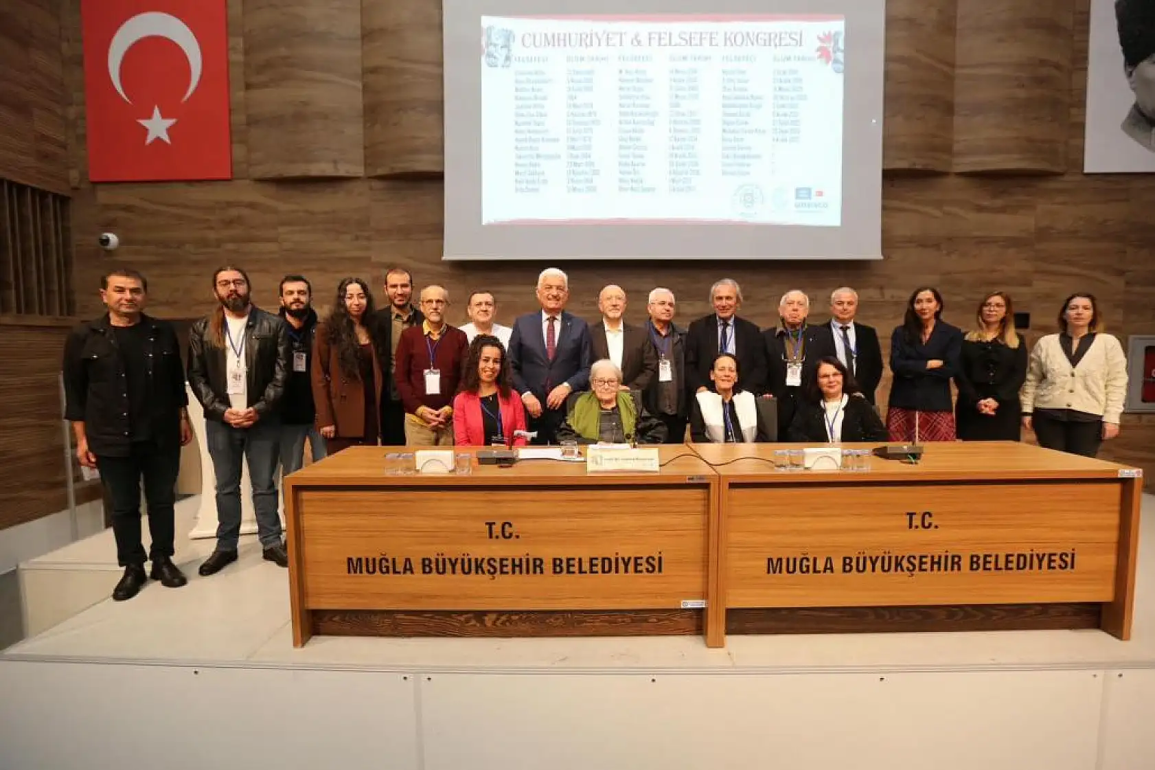 Büyükşehir Cumhuriyet ve Felsefe Kongresi Başladı