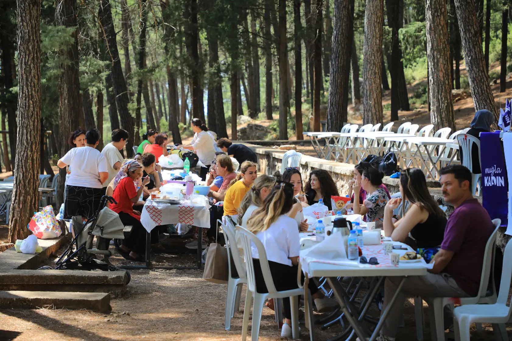Muğla Büyükşehir Yaşam Merkezleri Kursiyerlerini Piknikte Buluşturdu