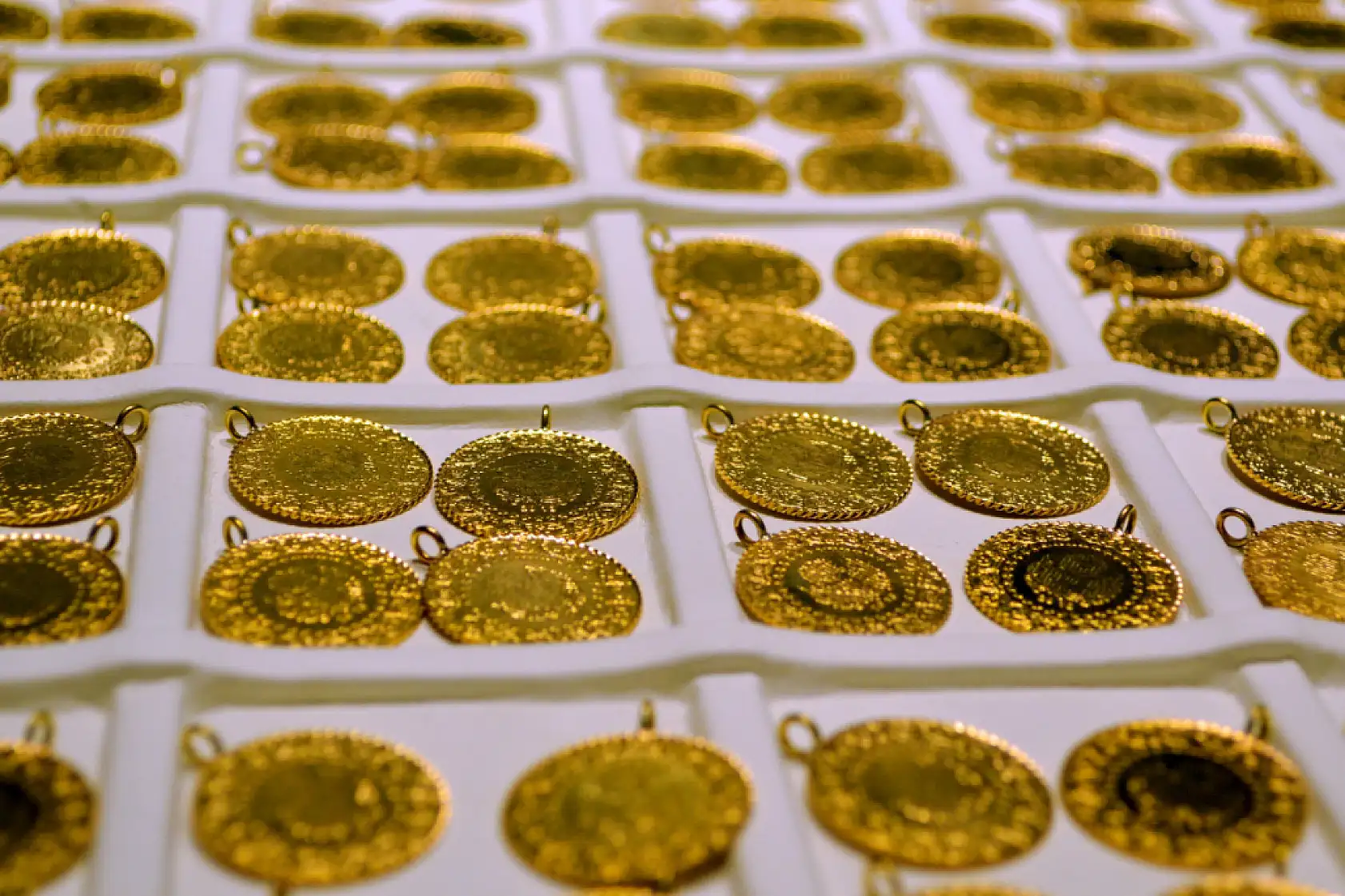 Gram ve çeyrek altın kaç TL oldu? 28 Şubat 2025