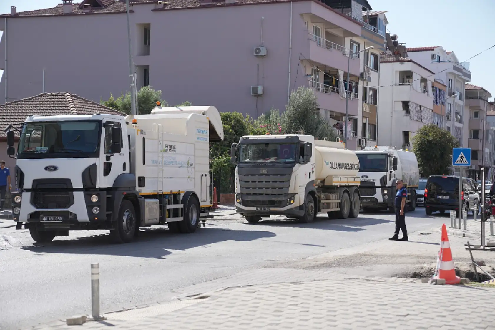 Fethiye Belediyesi'nden Dalaman'a Temizlik Desteği