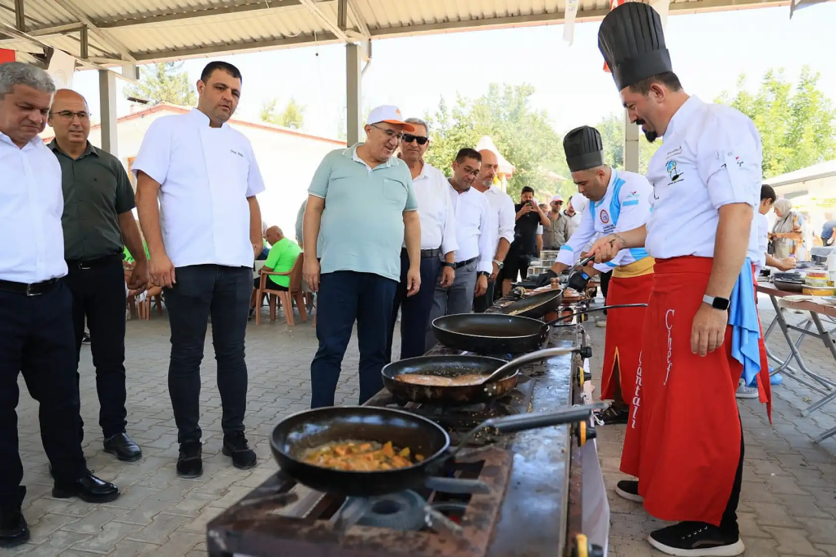 Şef Mavi Fethiye Profesyonel Aşçılar Derneği, Çameli Festivalinde Altın Madalya Kazandı