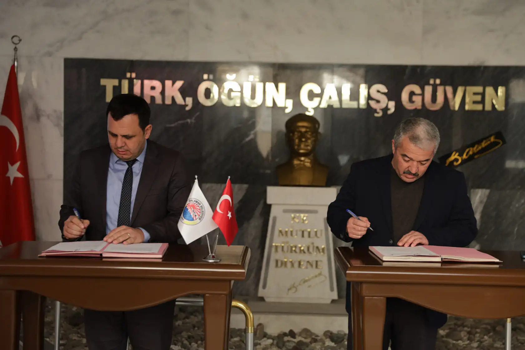 Dalaman Belediyesi'nden Arıcılara Destek