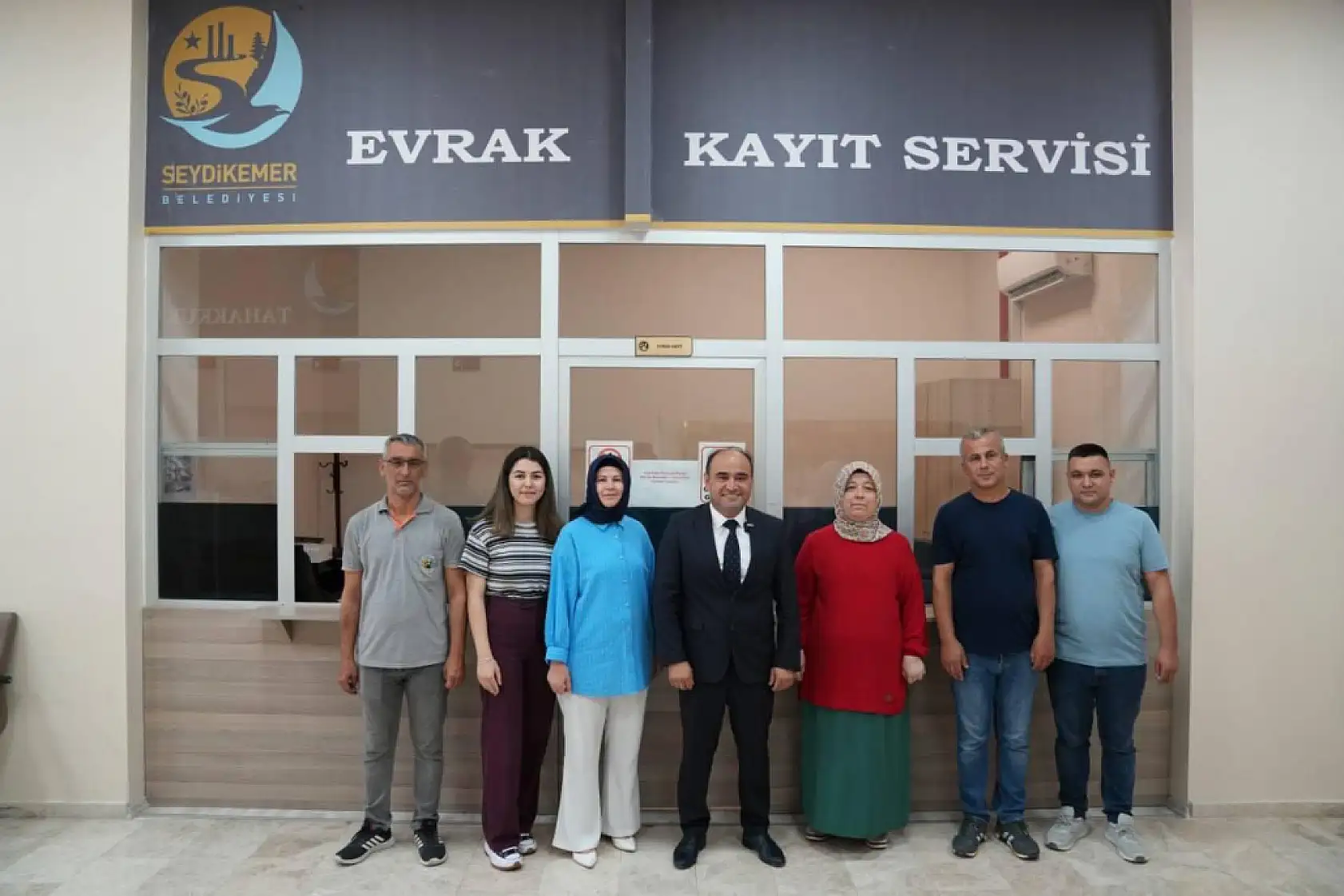 Başkan Önder Akdenizli, Bayram Öncesi Mesai Arkadaşlarıyla Bayramlaştı