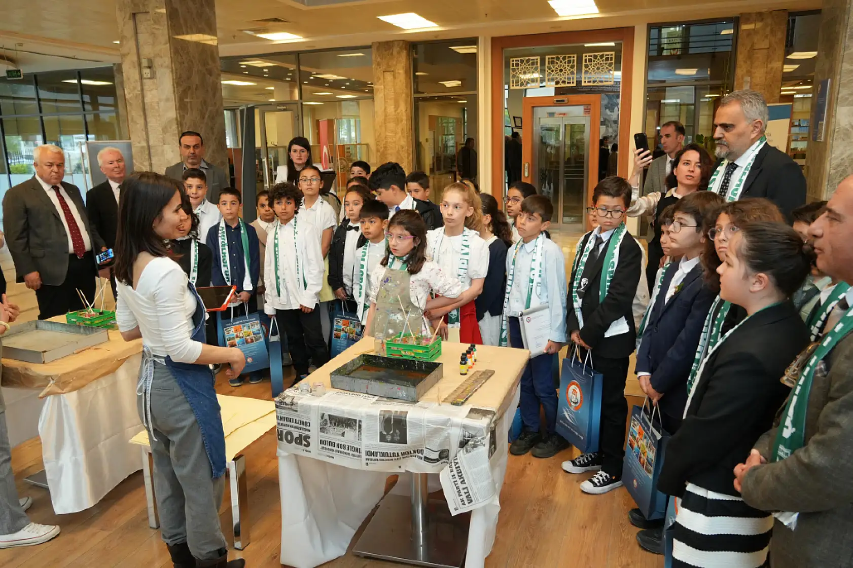 MUTSO Meclisinde Çocuklar Yapay Zekâyı Konuştu, Sanatla Buluştu