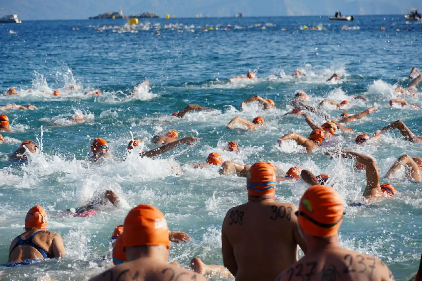 Datça'da Yüzücüler Aynı Hedef İçin Yüzdü: Her Kulaç Kuraklığa İlaç