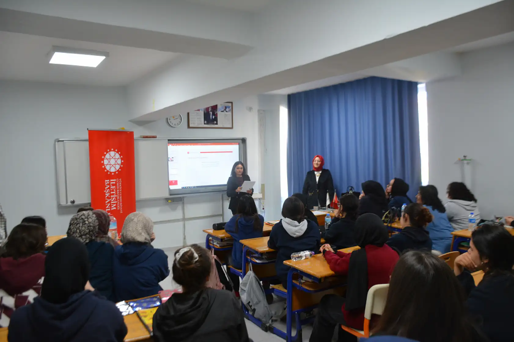 Muğla'da lise öğrencilerine CİMER ve İletişim Başkanlığı semineri
