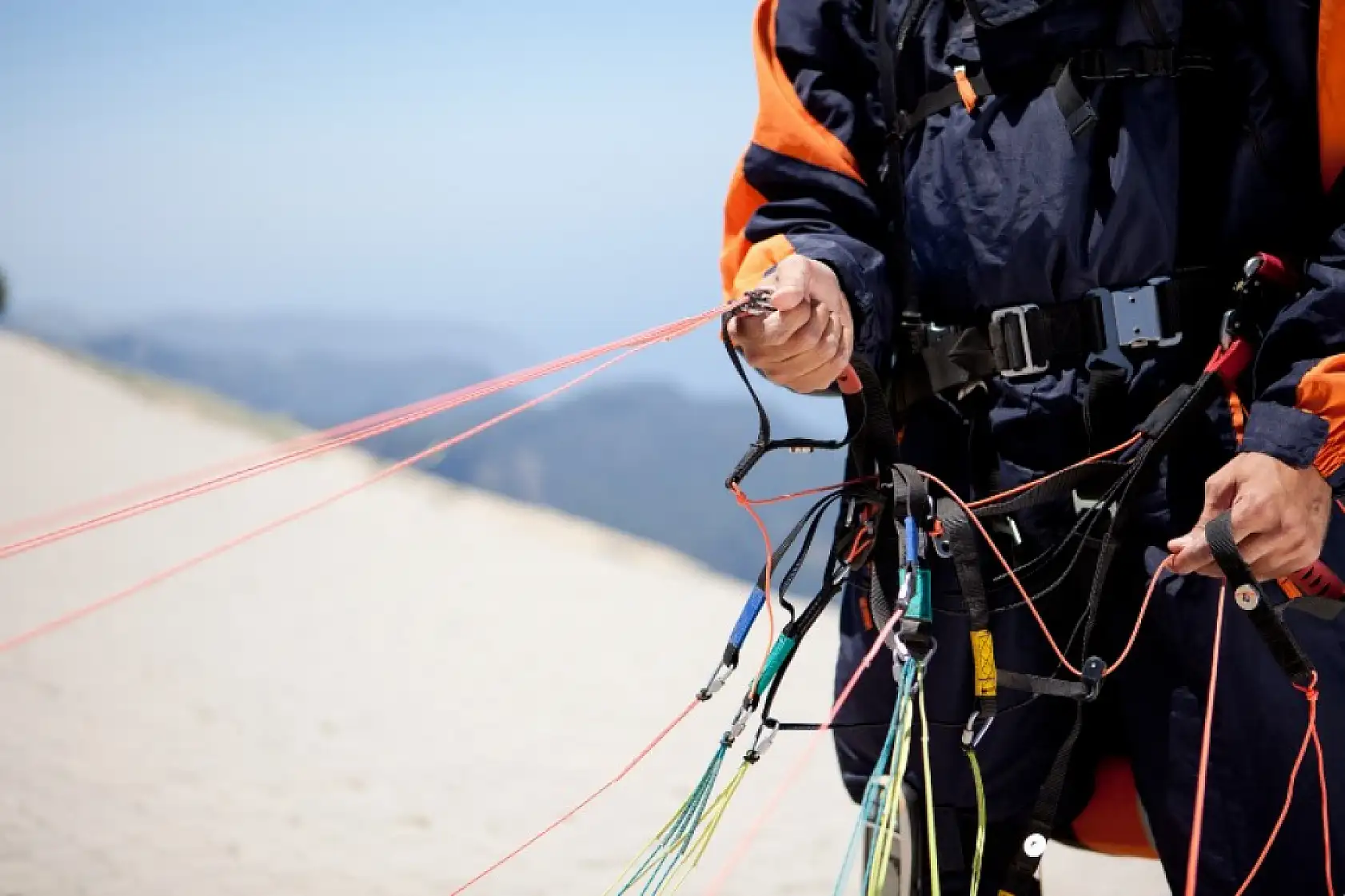 Fethiye'de Yamaç Paraşütü Deneyimi: Gökyüzünde Özgürlük Hissi