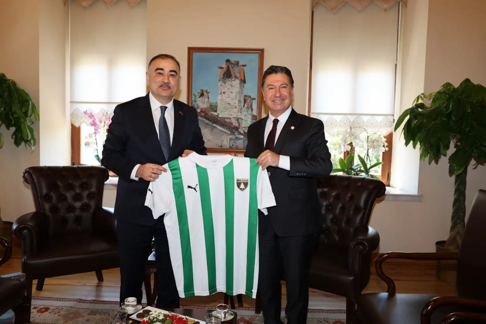 Azerbaycan Büyükelçisi Reşad Memmedov'dan Başkan Aras'a Ziyaret