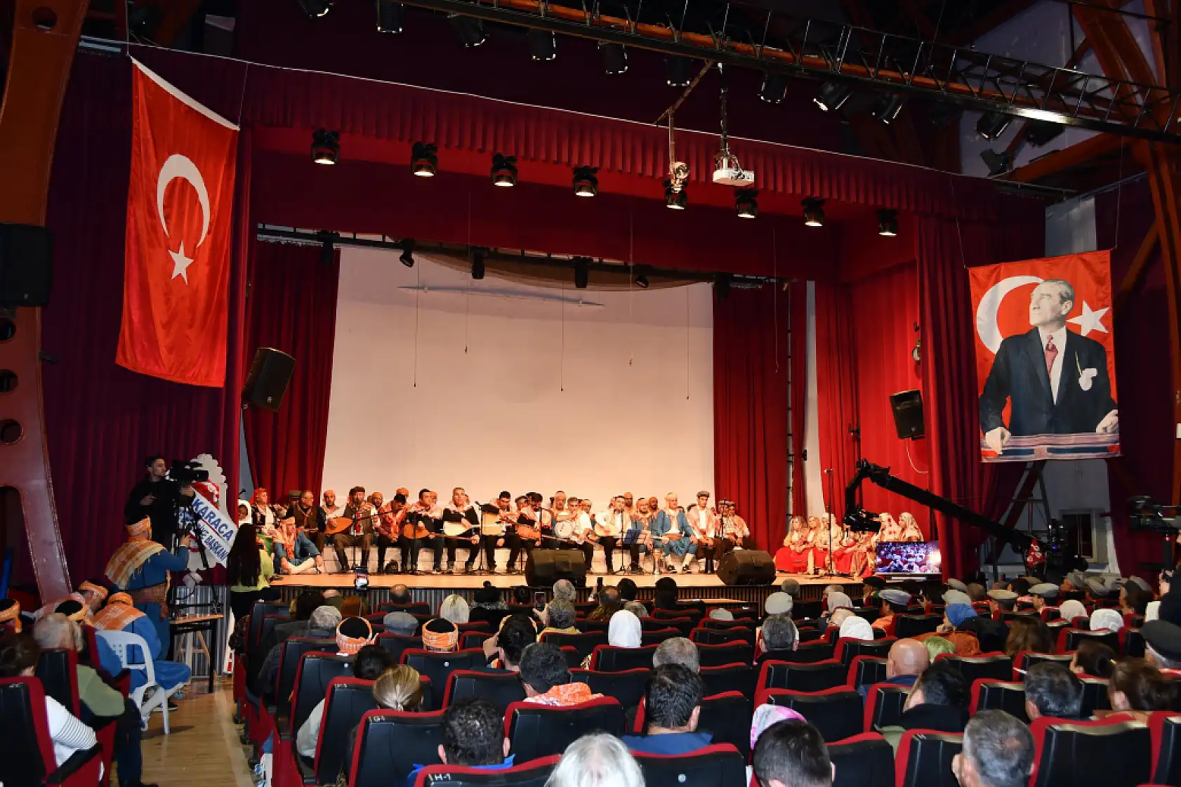 Fethiye ve Sandıklı Yörük Yarenleri'nden Unutulmaz Program