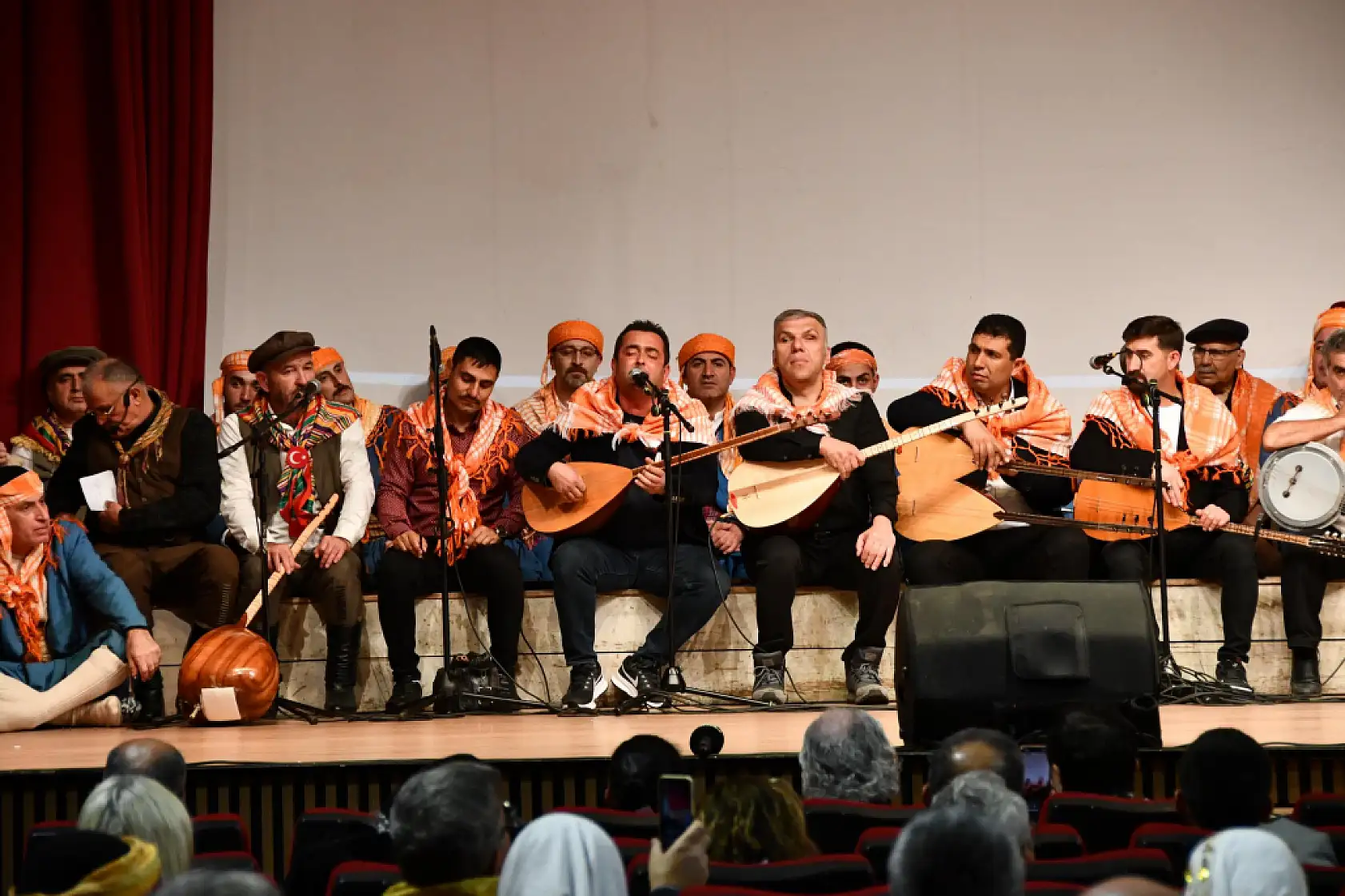 Fethiye ve Sandıklı Yörük Yarenleri'nden Unutulmaz Program