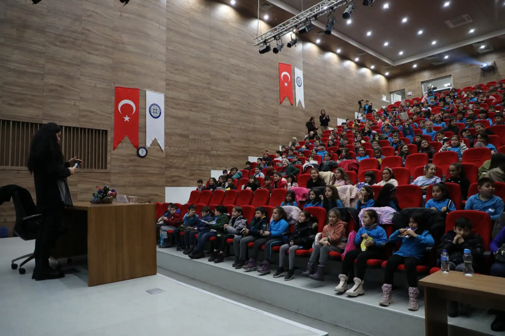Büyükşehir'den Çocuklarla Edebiyat Dolu Bir Gün