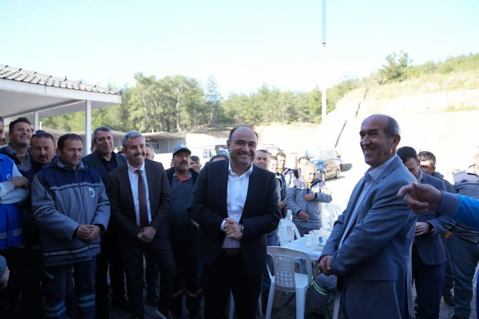 Başkan Akdenizli 'Biz büyük bir aileyiz'