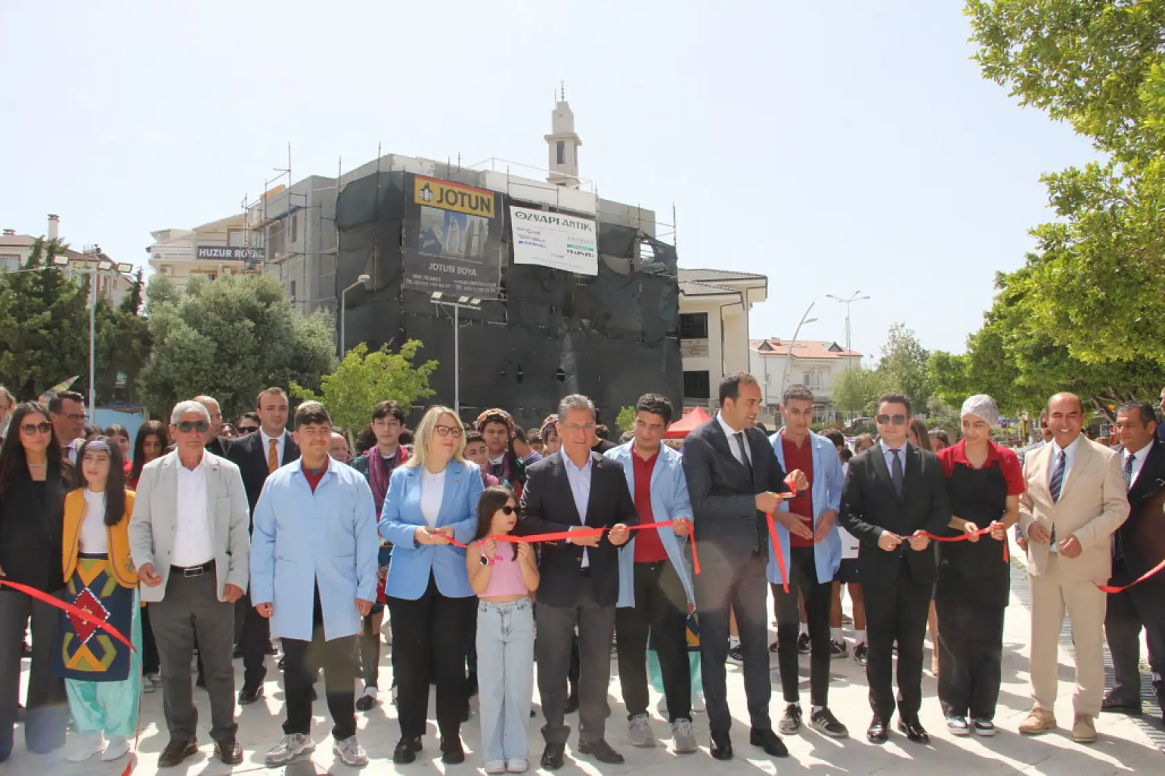AK Parti Muğla İl Başkanı Haluk Laçin, Datça'da bir dizi program gerçekleştirdi