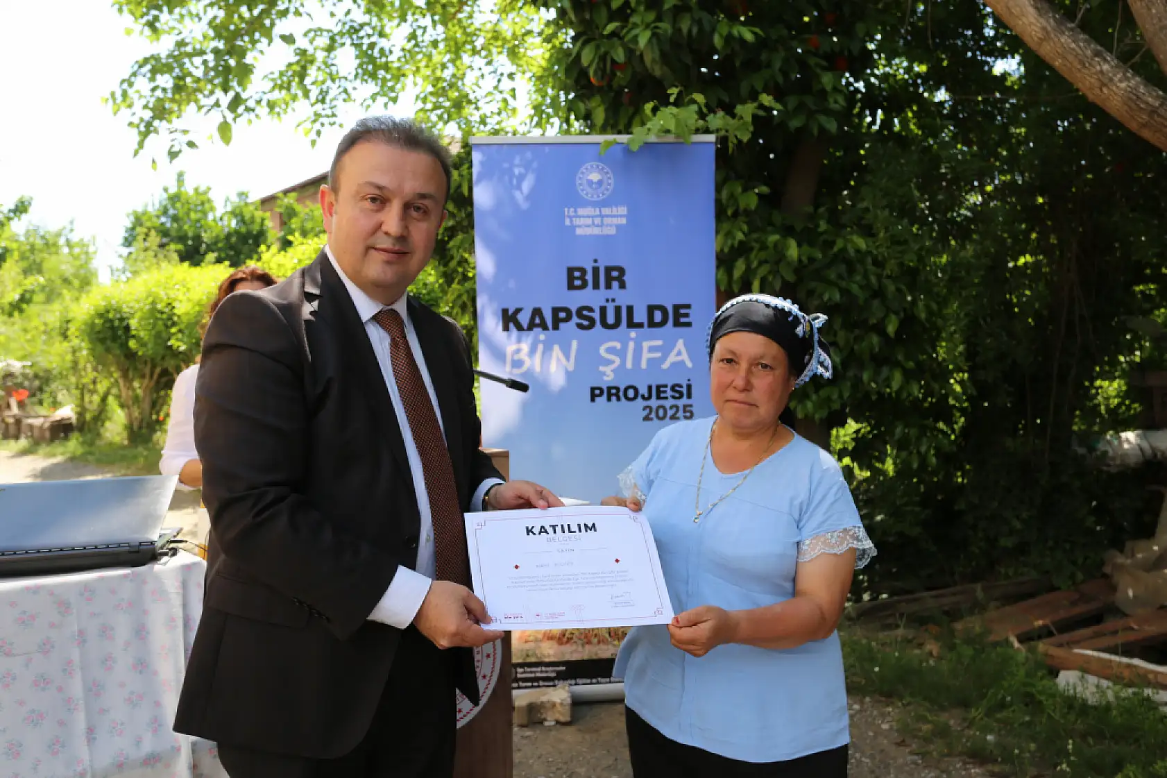 Dünya Çiftçiler Gününde 'Bir Kapsülde Bin Şifa' Projesi Köyceğiz'de başladı