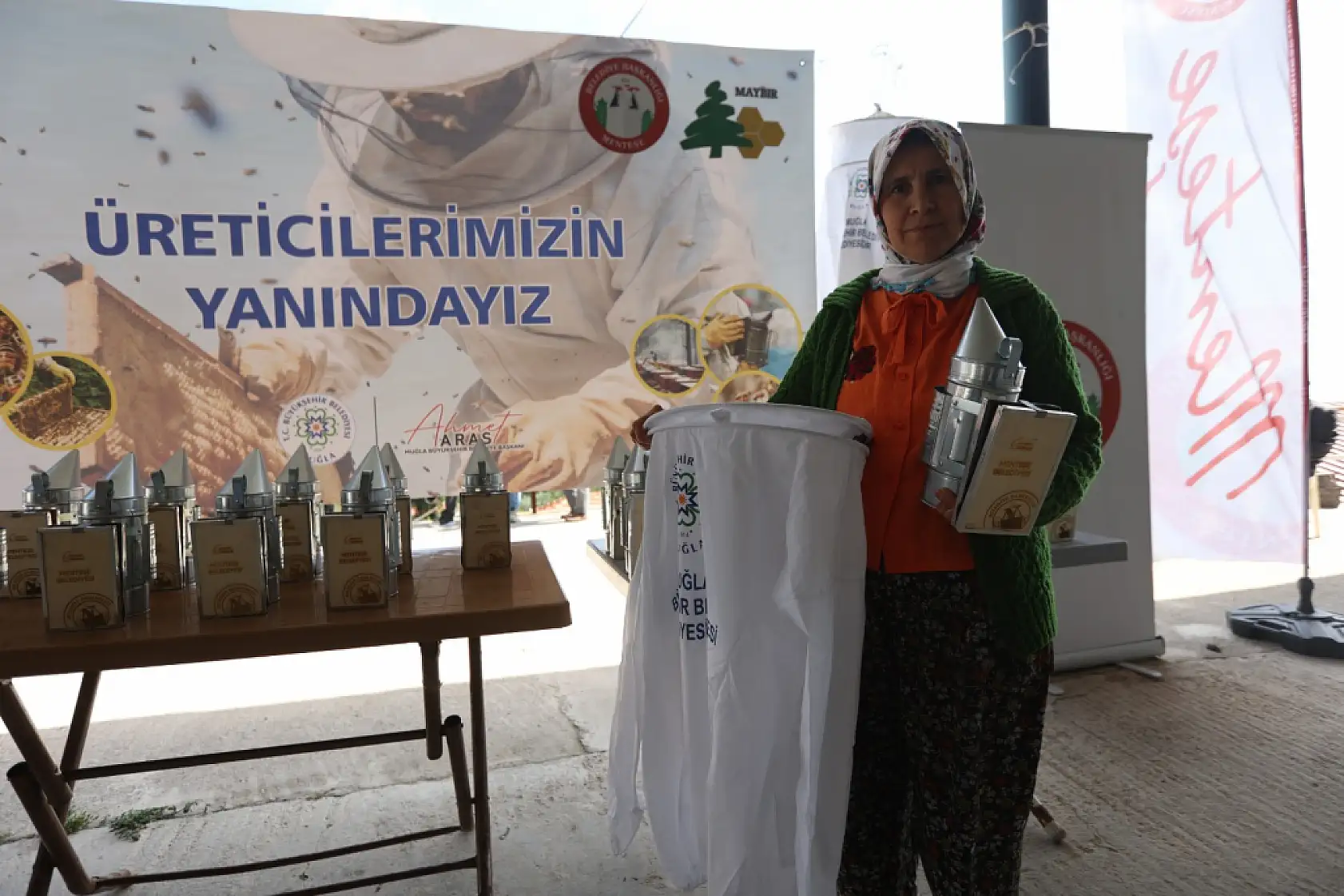 Büyükşehir'den Arıcılara Nefes Aldıran Destek