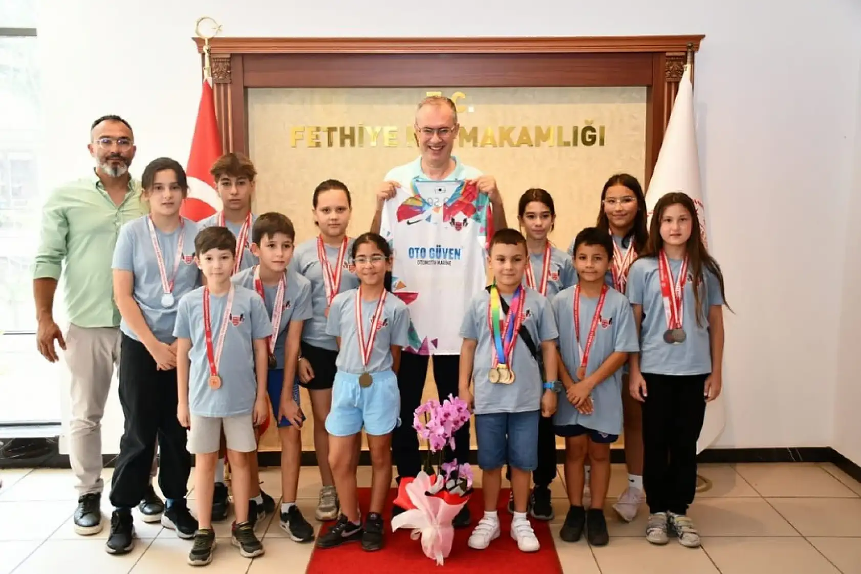 Likya Spor Kulübü Yüzme Takımı'ndan Kaymakam Ertaş'a Ziyaret