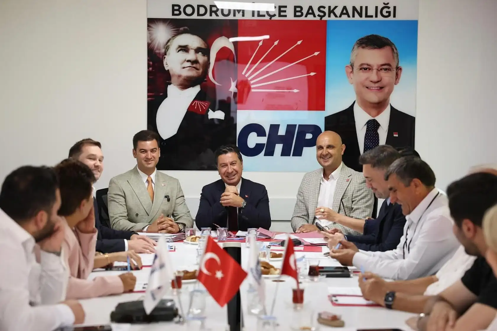 Başkan Aras, Bodrum'da Yerel Paydaşlarla Buluştu