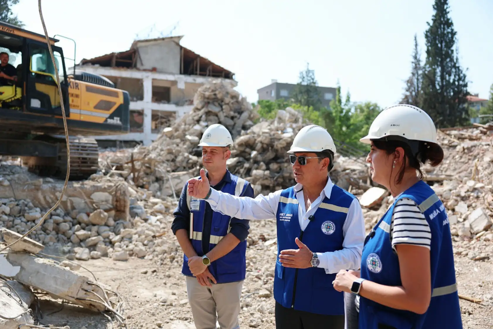 Başkan Aras, Huzurevi Yenileme Çalışmalarını Yerinde Denetledi