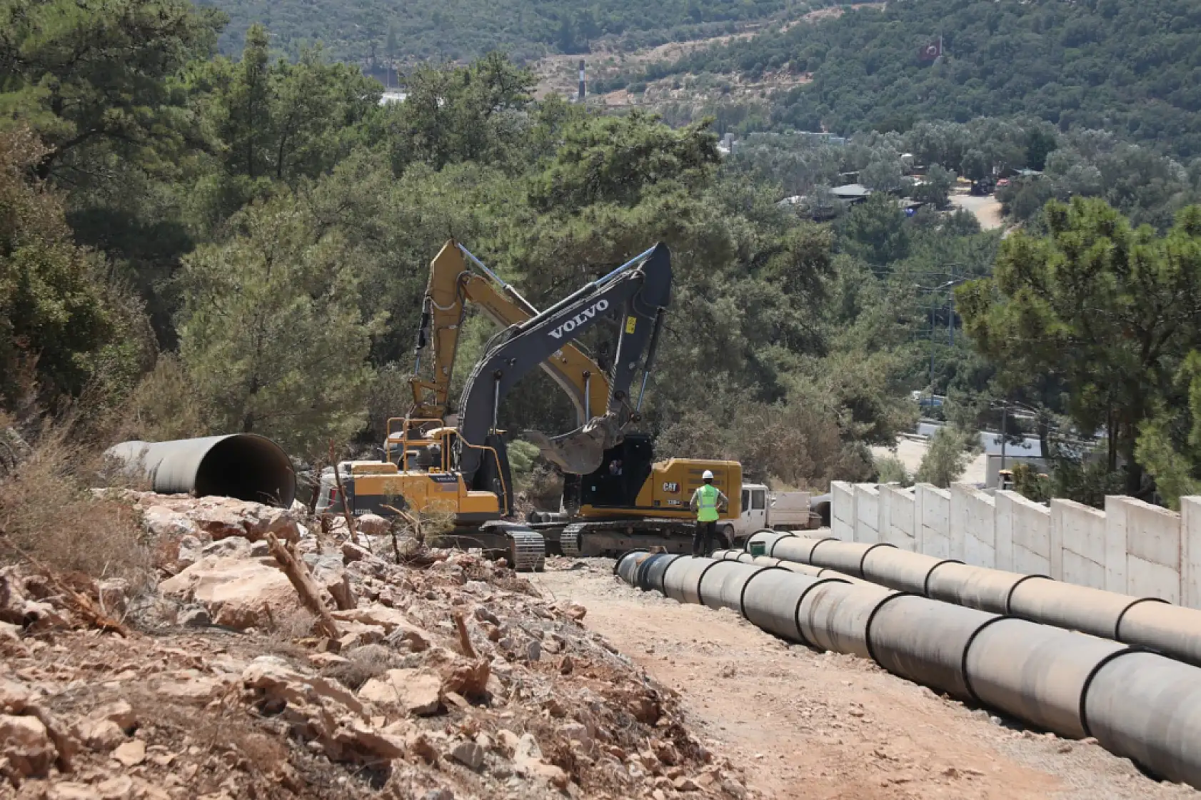 Bodrum'un Patlayan Hatlarını Büyükşehir Yeniliyor