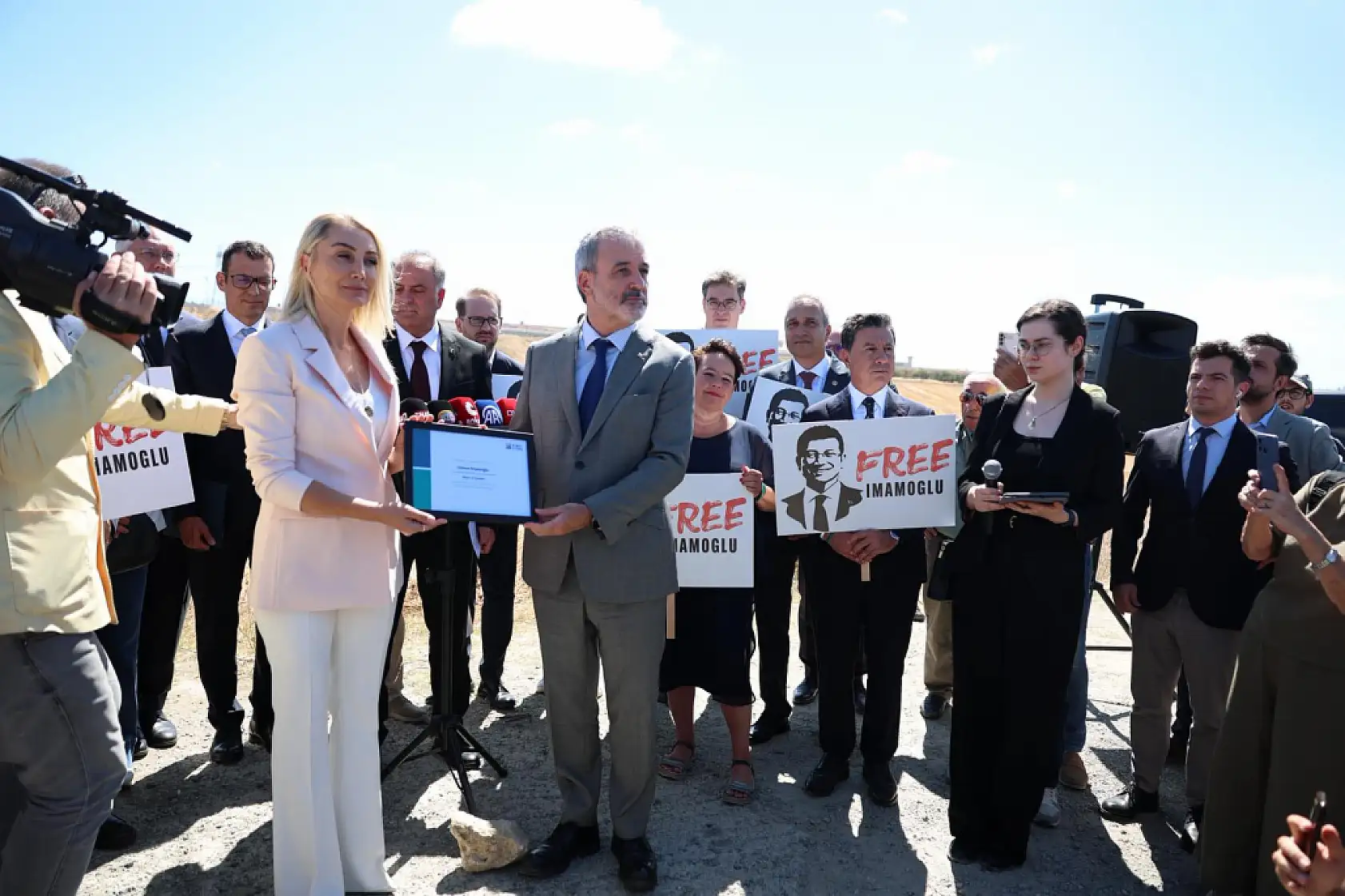 Dünya Başkanları Ekrem İmamoğlu'na Destek İçin İstanbul'da