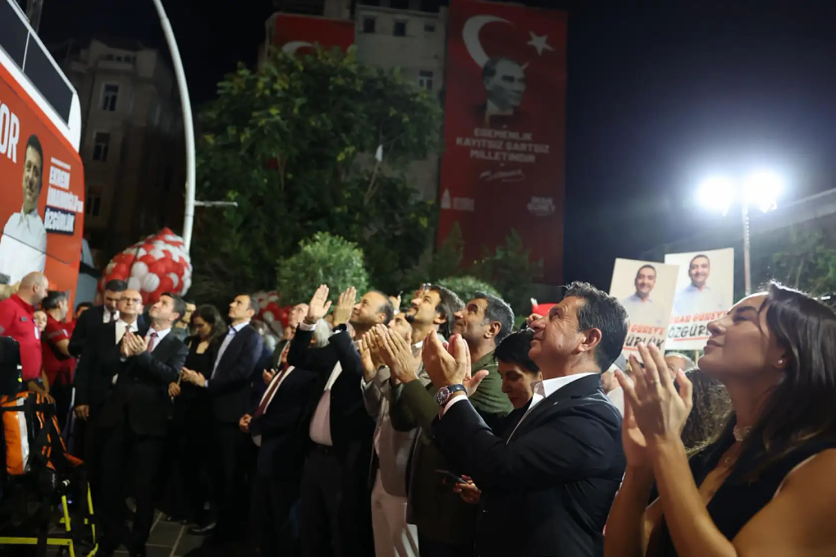 Dünya Başkanları Ekrem İmamoğlu'na Destek İçin İstanbul'da