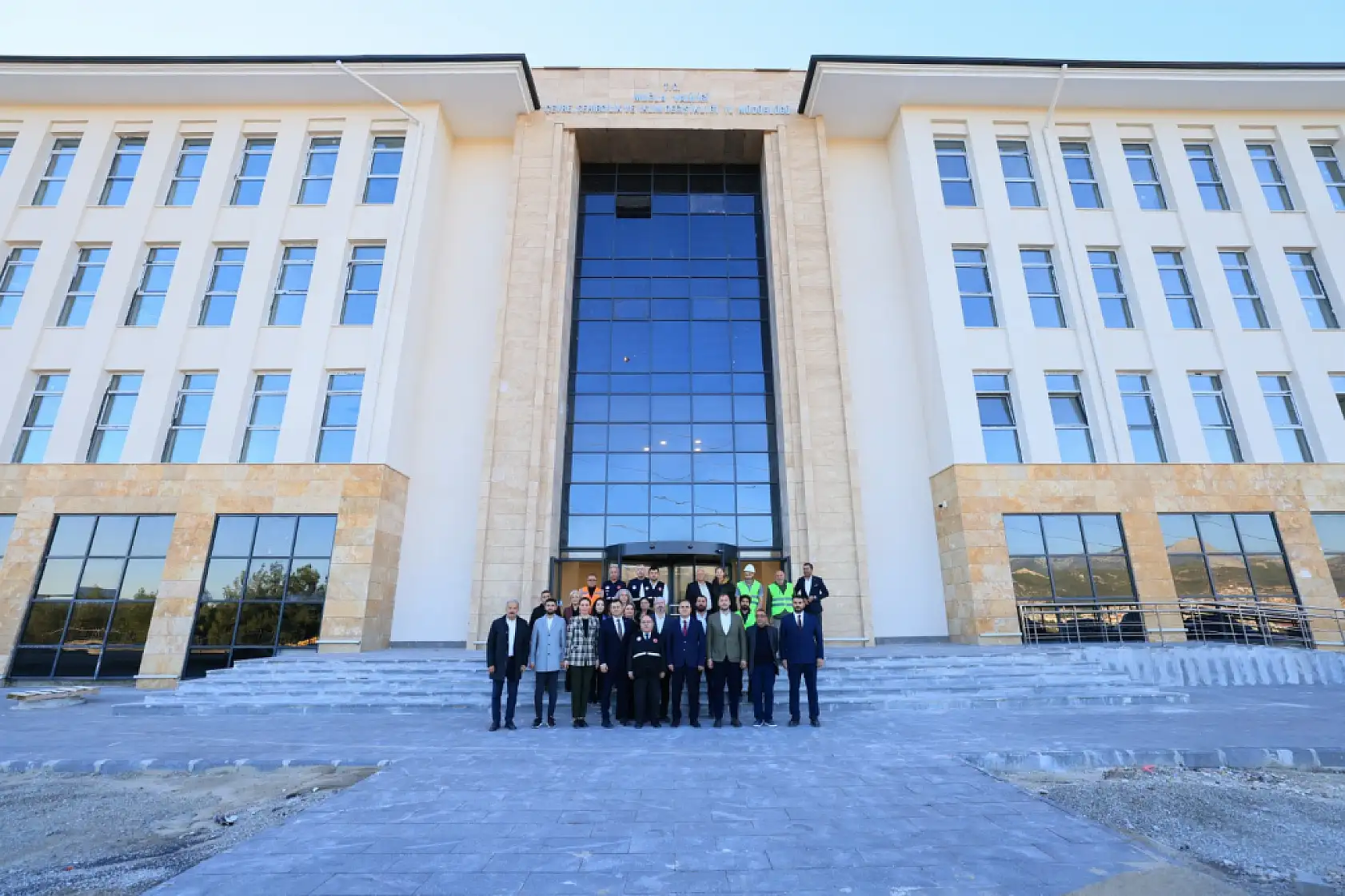 Muğla Valisi Akbıyık, Yeni Hizmet Binasında İncelemelerde Bulundu