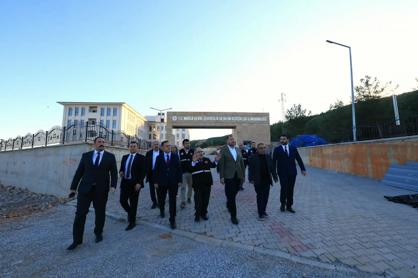 Muğla Valisi Akbıyık, Yeni Hizmet Binasında İncelemelerde Bulundu