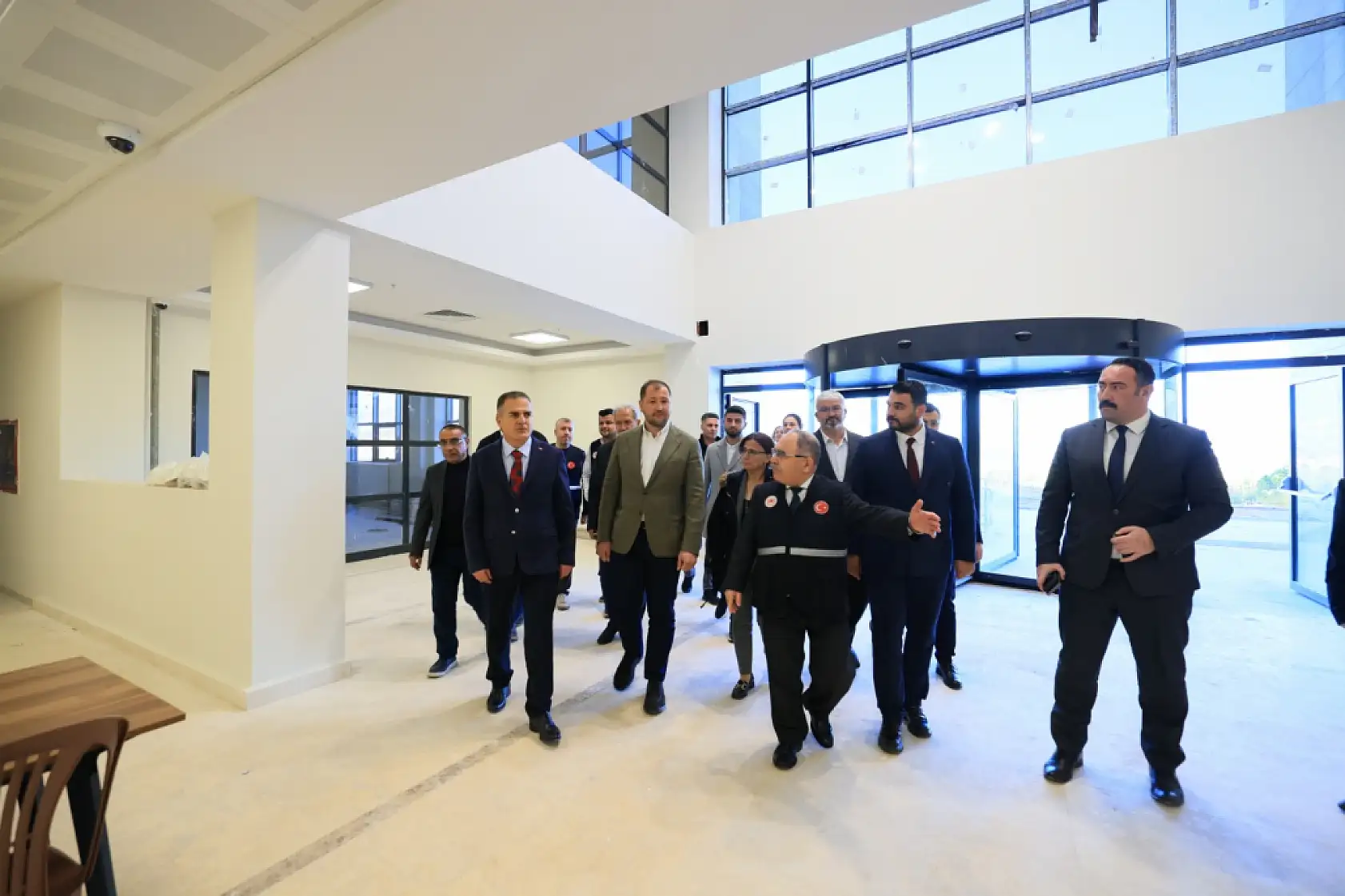 Muğla Valisi Akbıyık, Yeni Hizmet Binasında İncelemelerde Bulundu