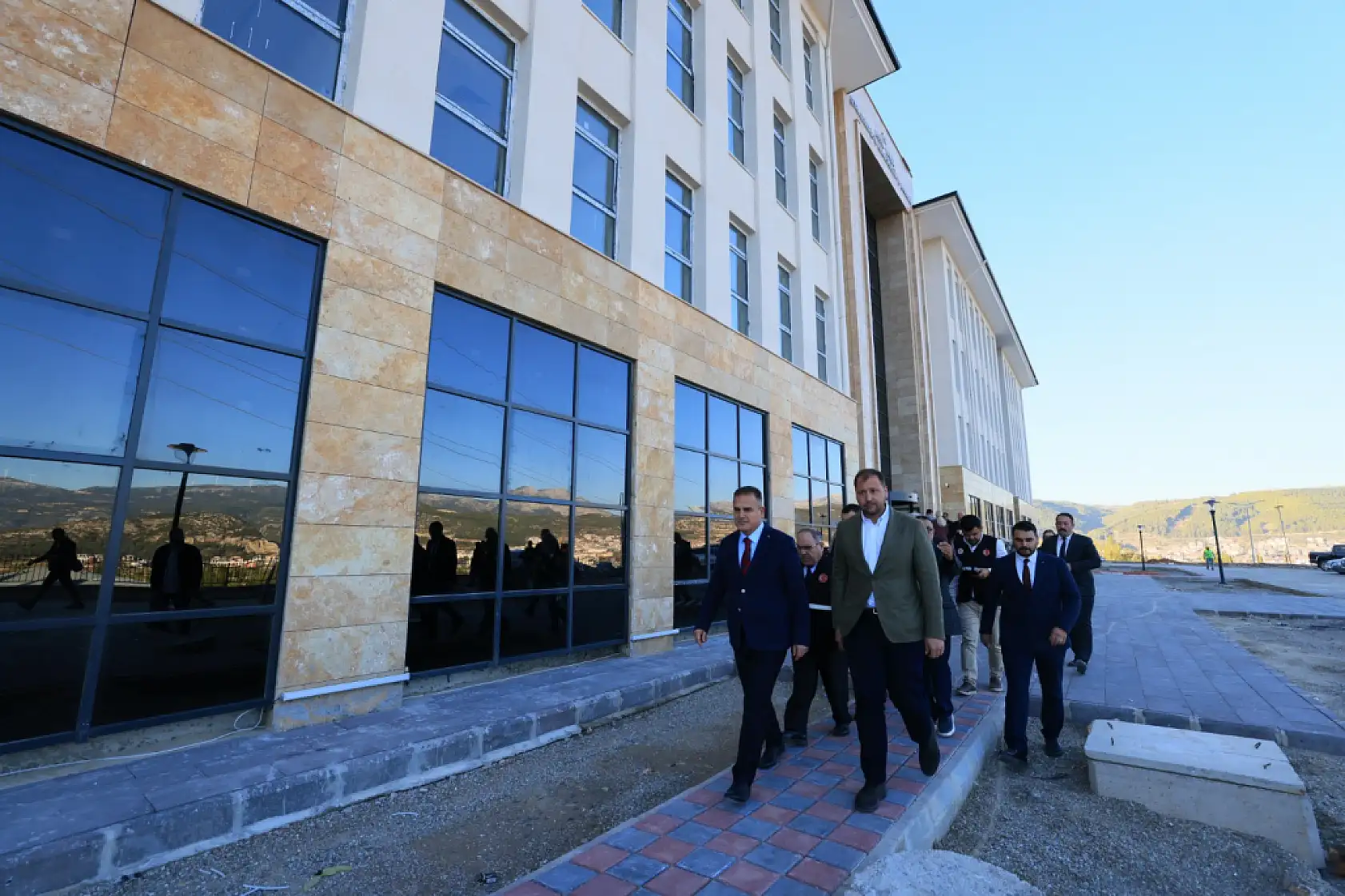 Muğla Valisi Akbıyık, Yeni Hizmet Binasında İncelemelerde Bulundu