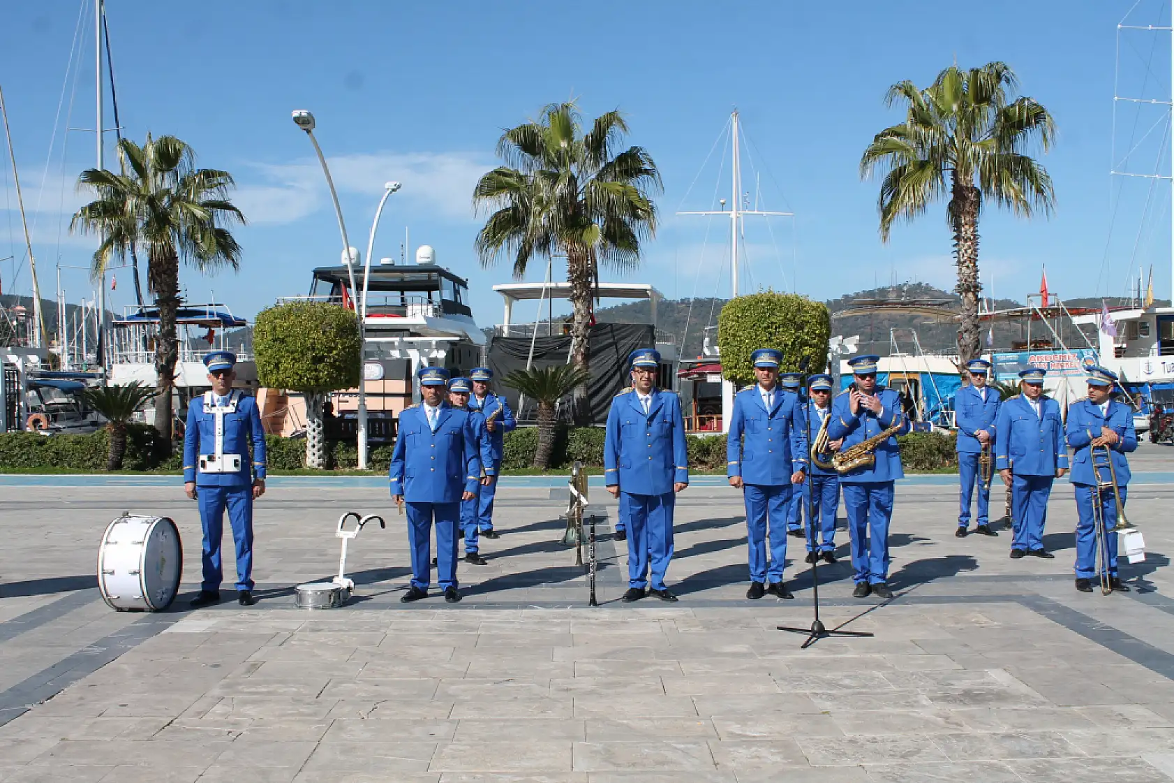 Fethiye'de 8 Mart Dünya Kadınlar Günü Çelenk Töreniyle kutlandı