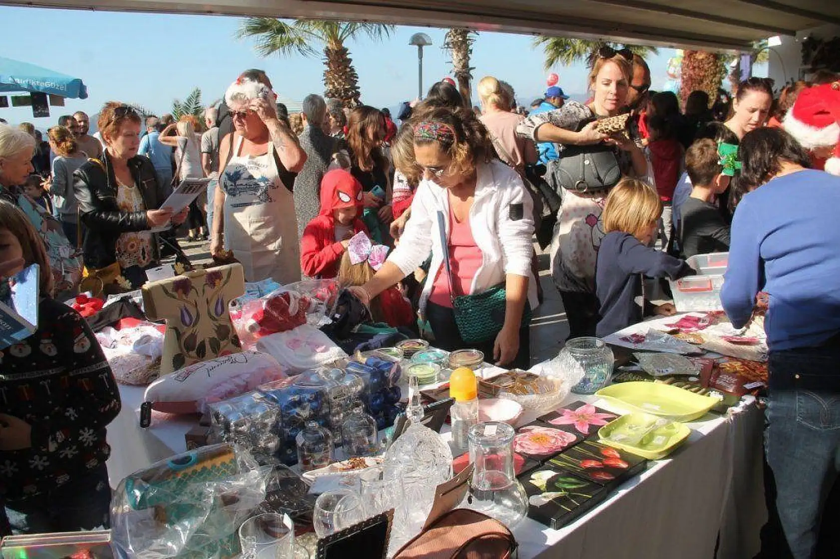 FETAV'ın Geleneksel Christmas Pazarı 30 Kasım'da Çalış Sahil Bandı'nda