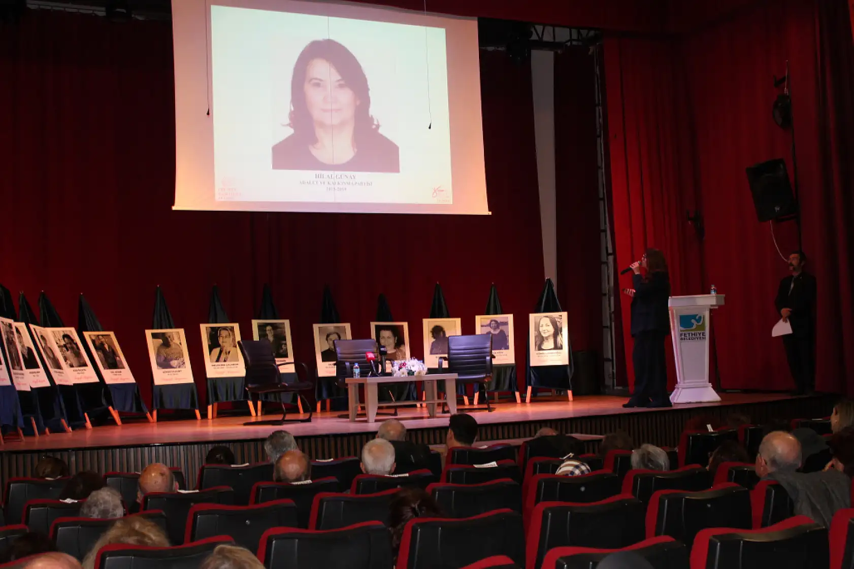 CHP Fethiye'den 'Siyasette Karar Alma Süreçlerinde Kadın Temsiliyeti' Paneli