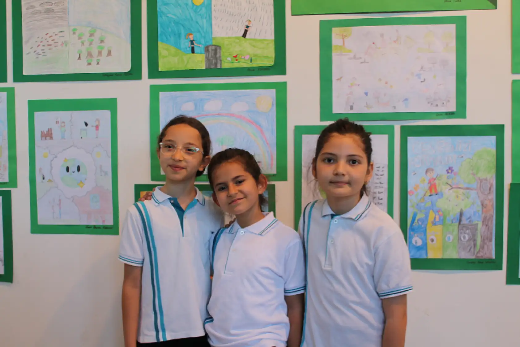 Fethiye Gazi İlkokulu Öğrencilerinden Çevre Temizliği Resim Sergisi