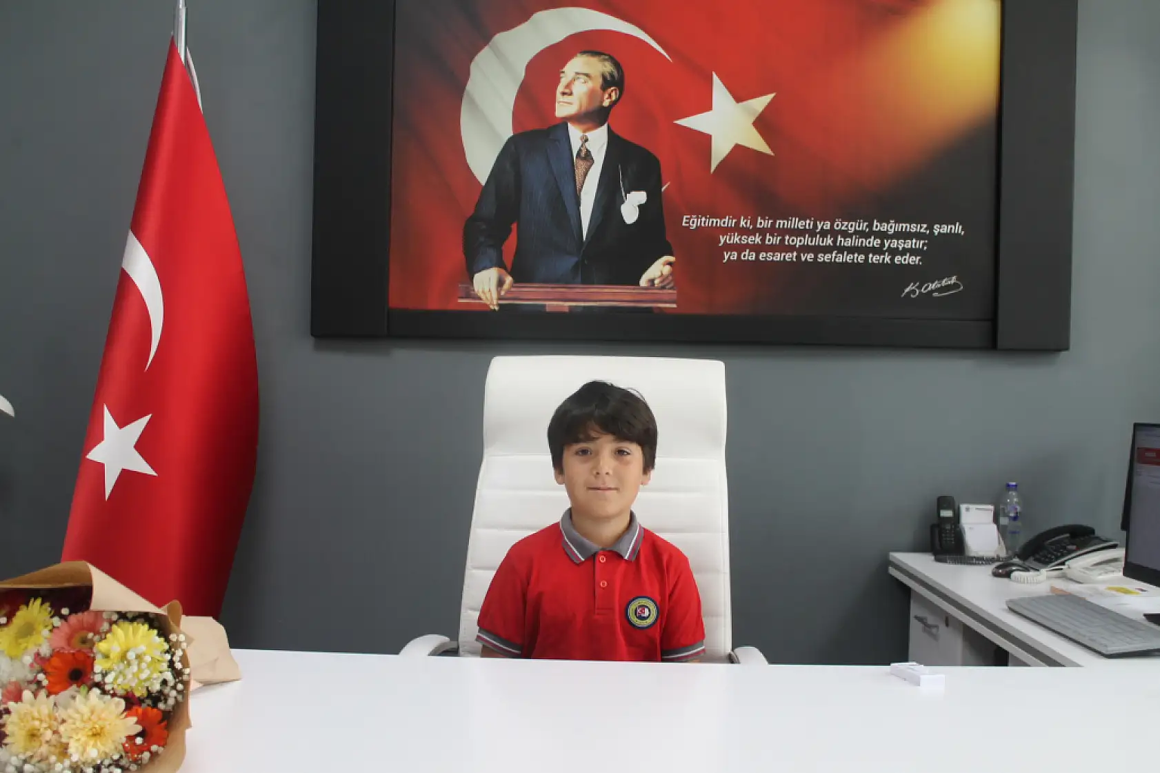 Fethiye İlçe Milli Eğitim Müdürü Kaya, koltuğunu öğrencilere bıraktı