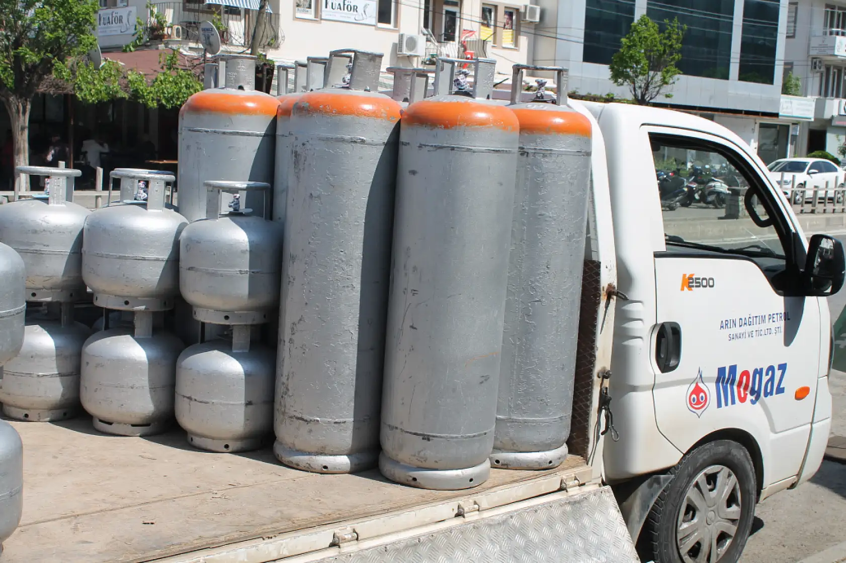 Tüpçü Muhammet Fuat Korkmaz, Fethiye'deki su ve gaz servisi hizmetlerini anlattı