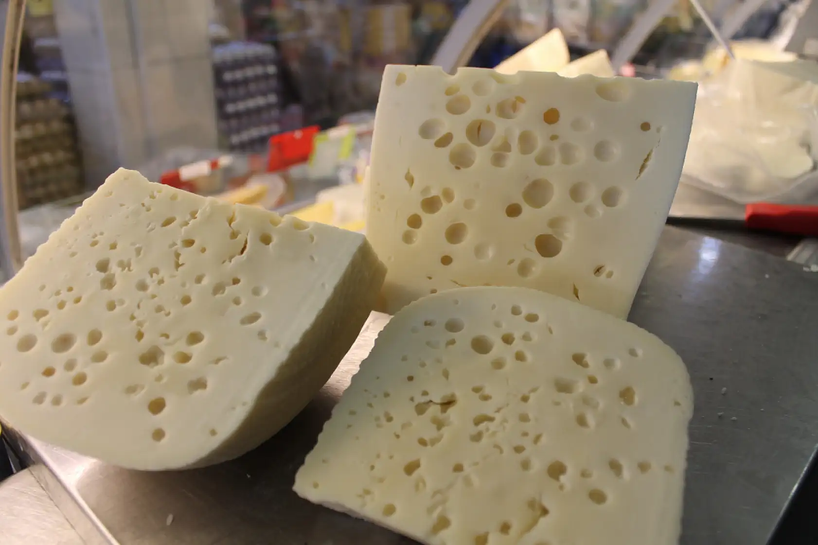 Fethiye'de gerçek ve sahte peynir nasıl anlaşılır? Esnaf maddelerle anlattı