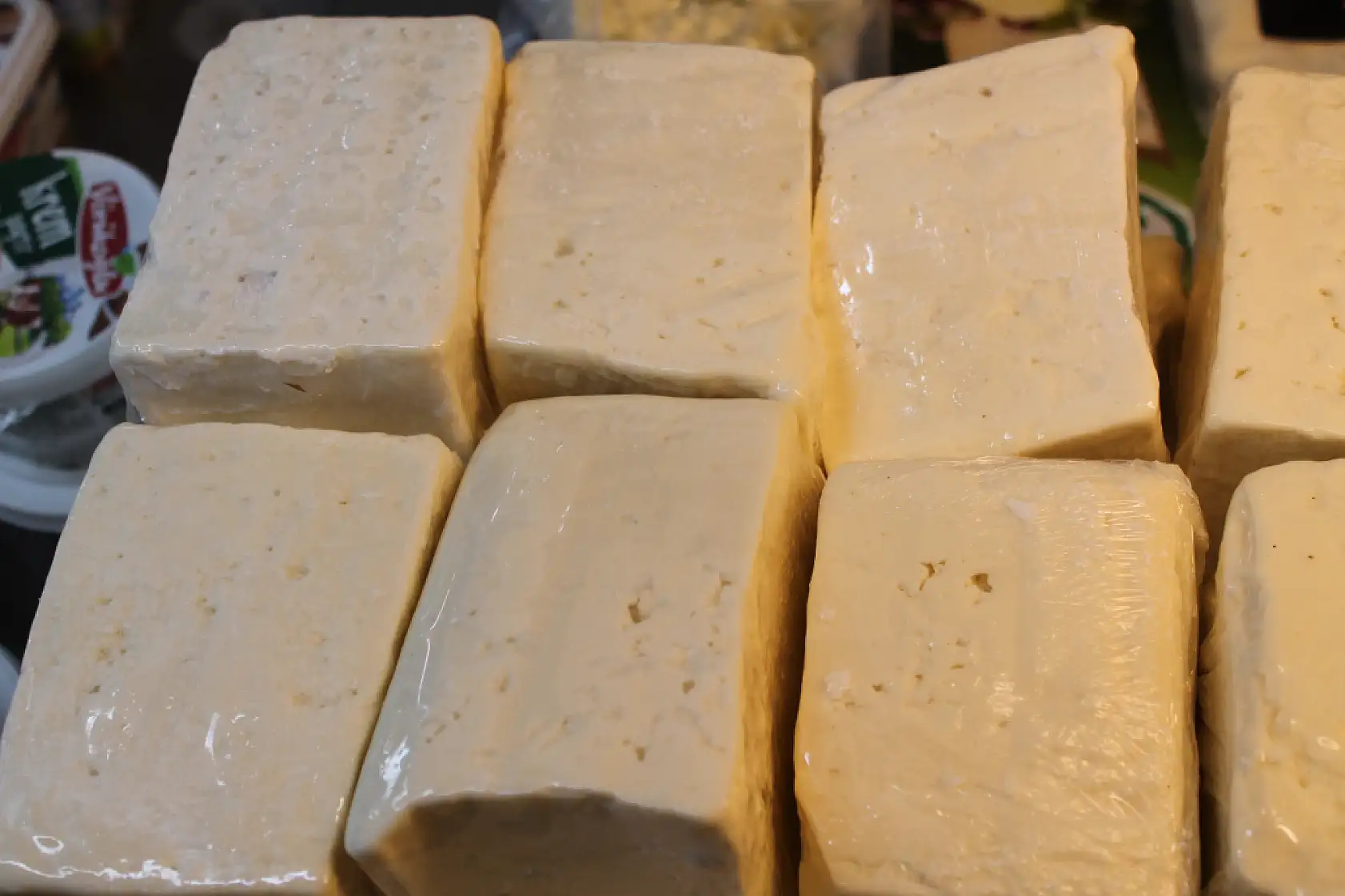 Fethiye'de gerçek ve sahte peynir nasıl anlaşılır? Esnaf maddelerle anlattı