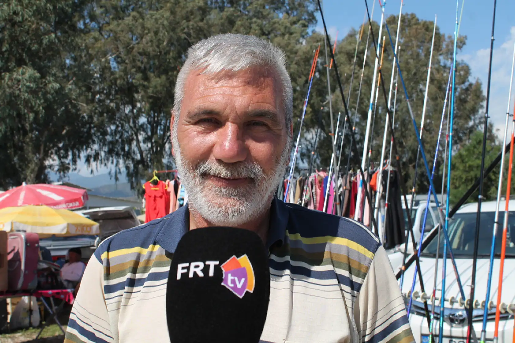 Fethiye'de sıcak hava ikinci el pazarına yaradı