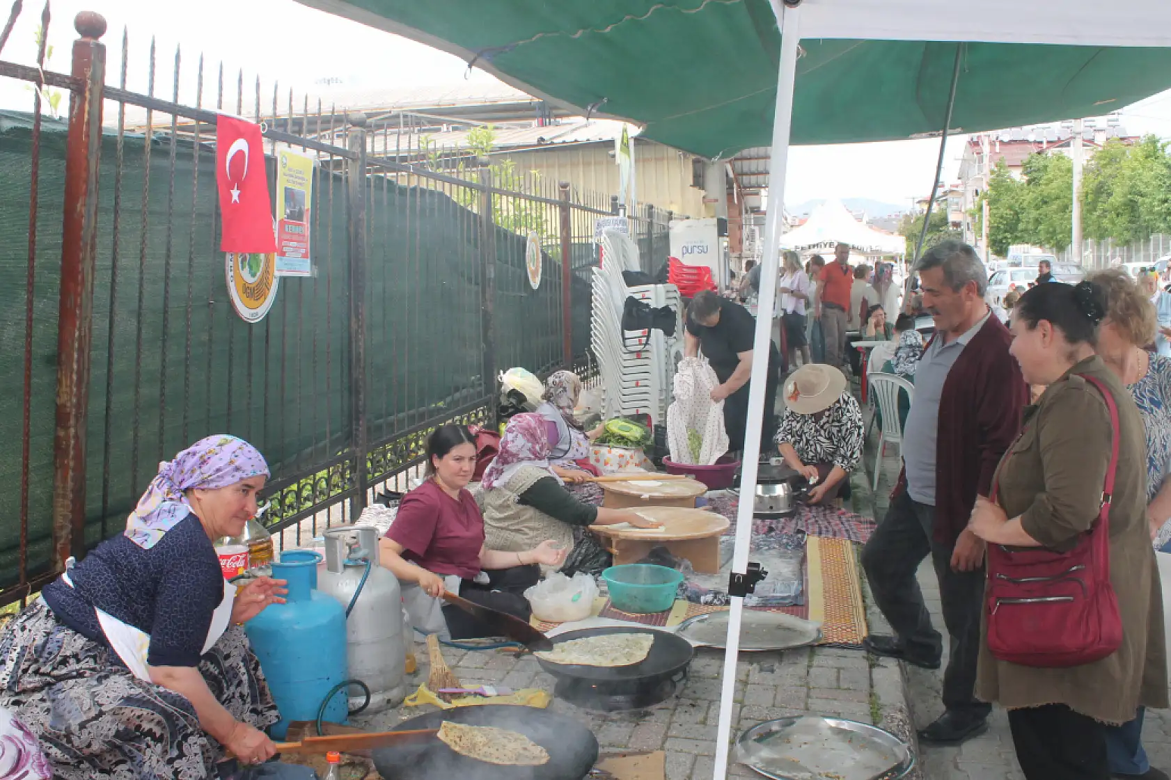 Seki Gönüllüleri'nden öğrenciler için dayanışma kermesi
