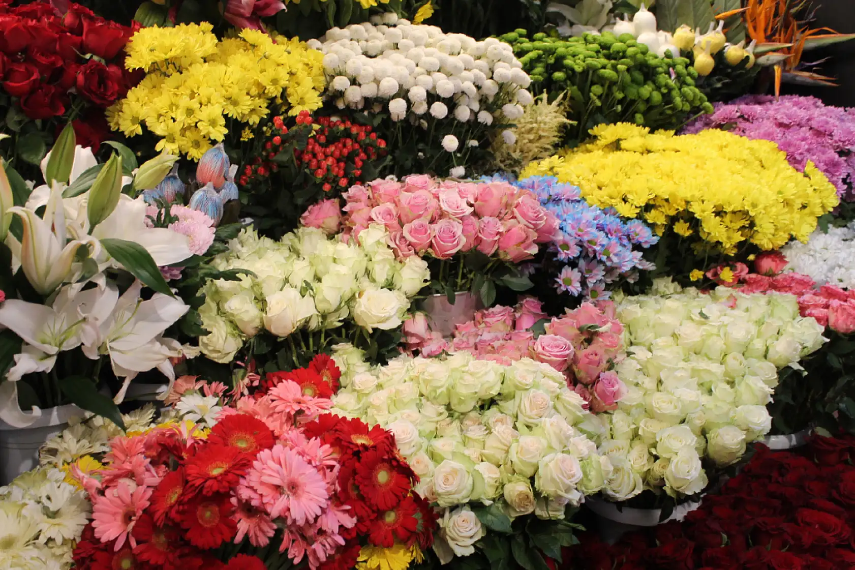 Fethiye'de Çiçekçiler Anneler Günü Öncesi Yoğunluğa Hazır