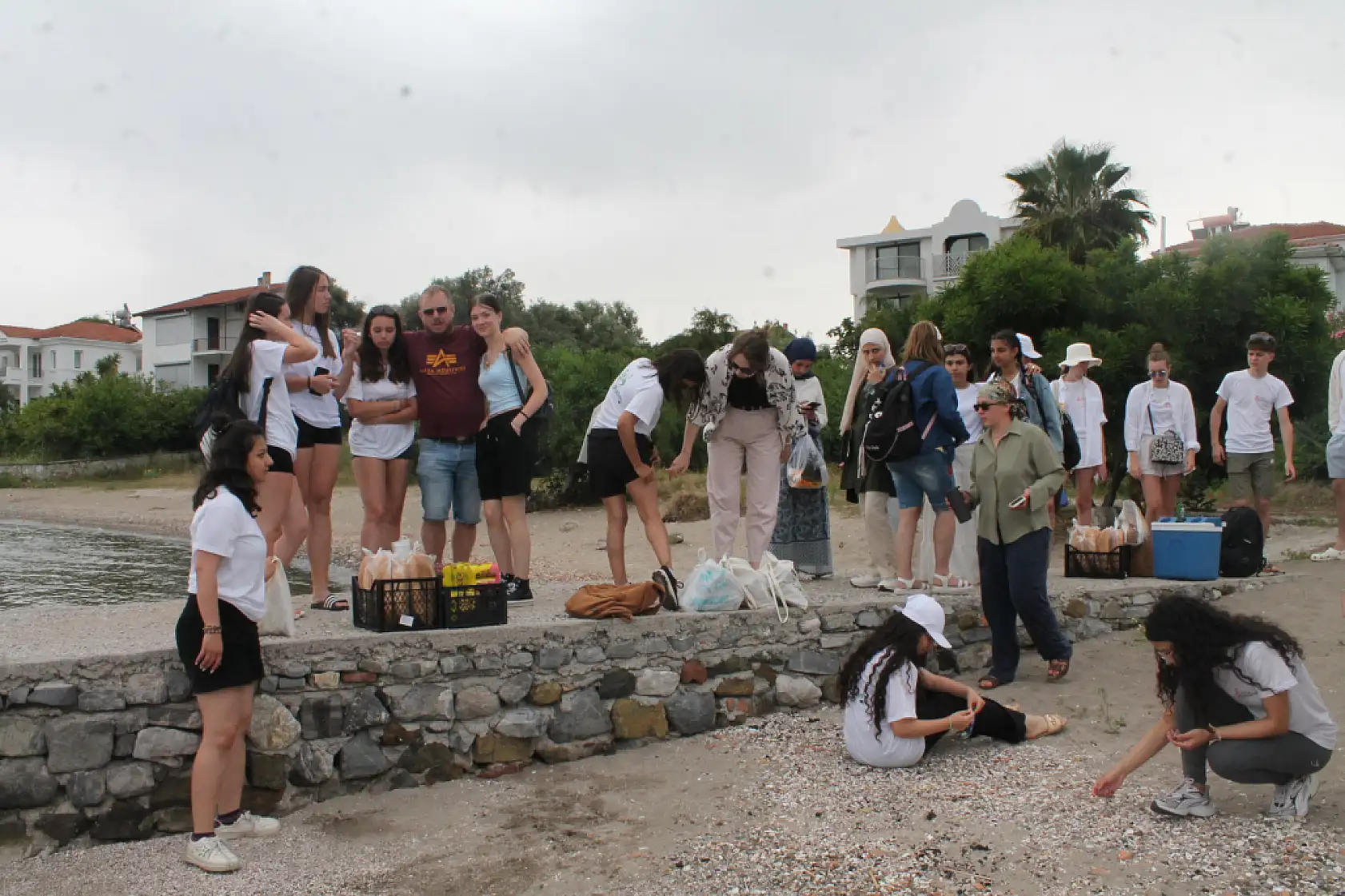 Fethiye Şövalye Adası'nda Yabancı Ülkeden Gelen Öğrenciler Temizlik Yaptı