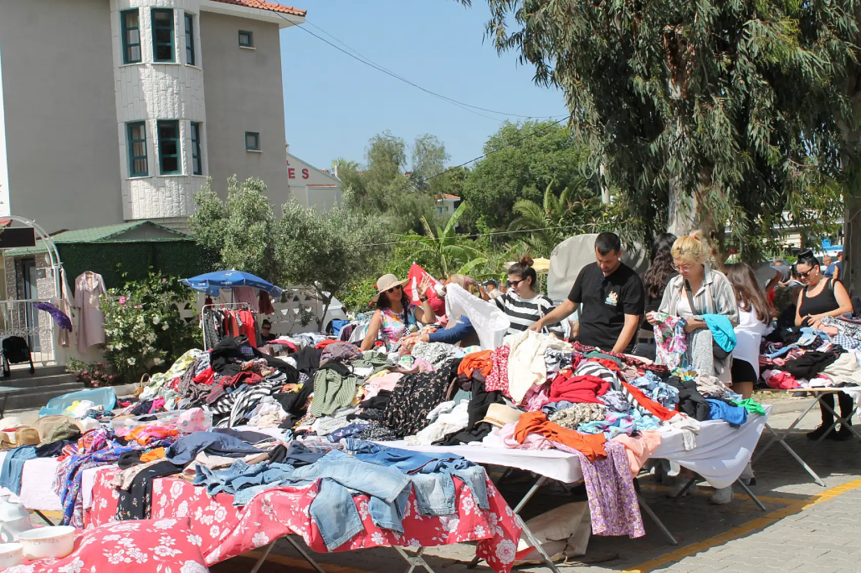 Özmen, 'Anne demek, kol kanat demektir'