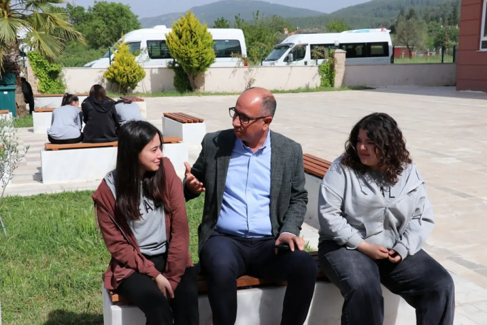 Yerel Değerlerin Işığında Bilimsel Adımlar: Hüseyin Ercan Anadolu Lisesi TÜBİTAK Bilim Fuarı
