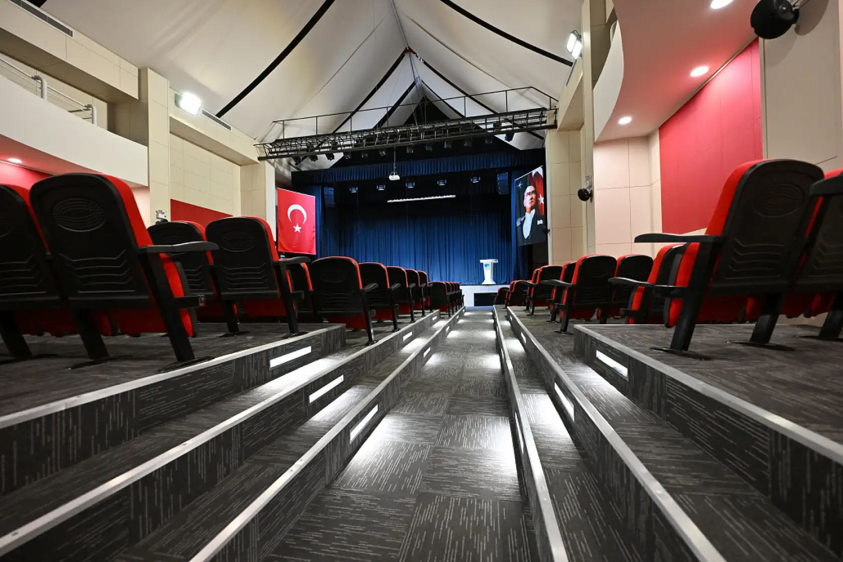 Fethiye Belediyesi Özer Olgun Kültür Merkezi Yenilenen Yüzüyle Açılıyor