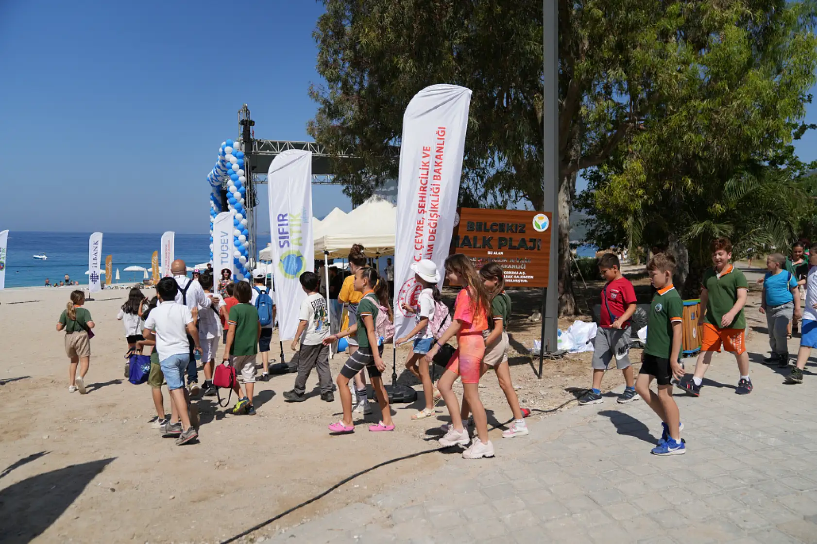 Ölüdeniz Belcekız Plajı'nda Çevre Günü Etkinlikleri