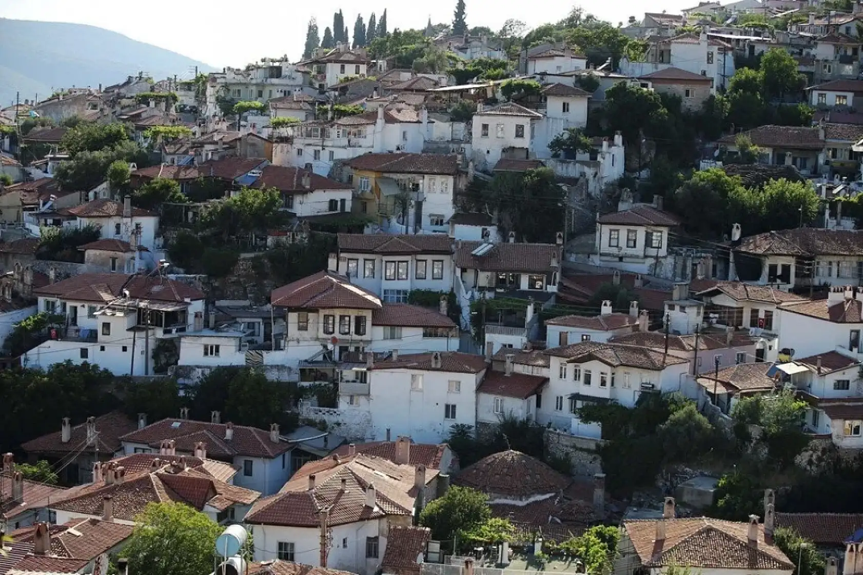 Muğla'da Hava Sıcaklıkları Düşüyor, Sağanak Yağış Etkili Olacak