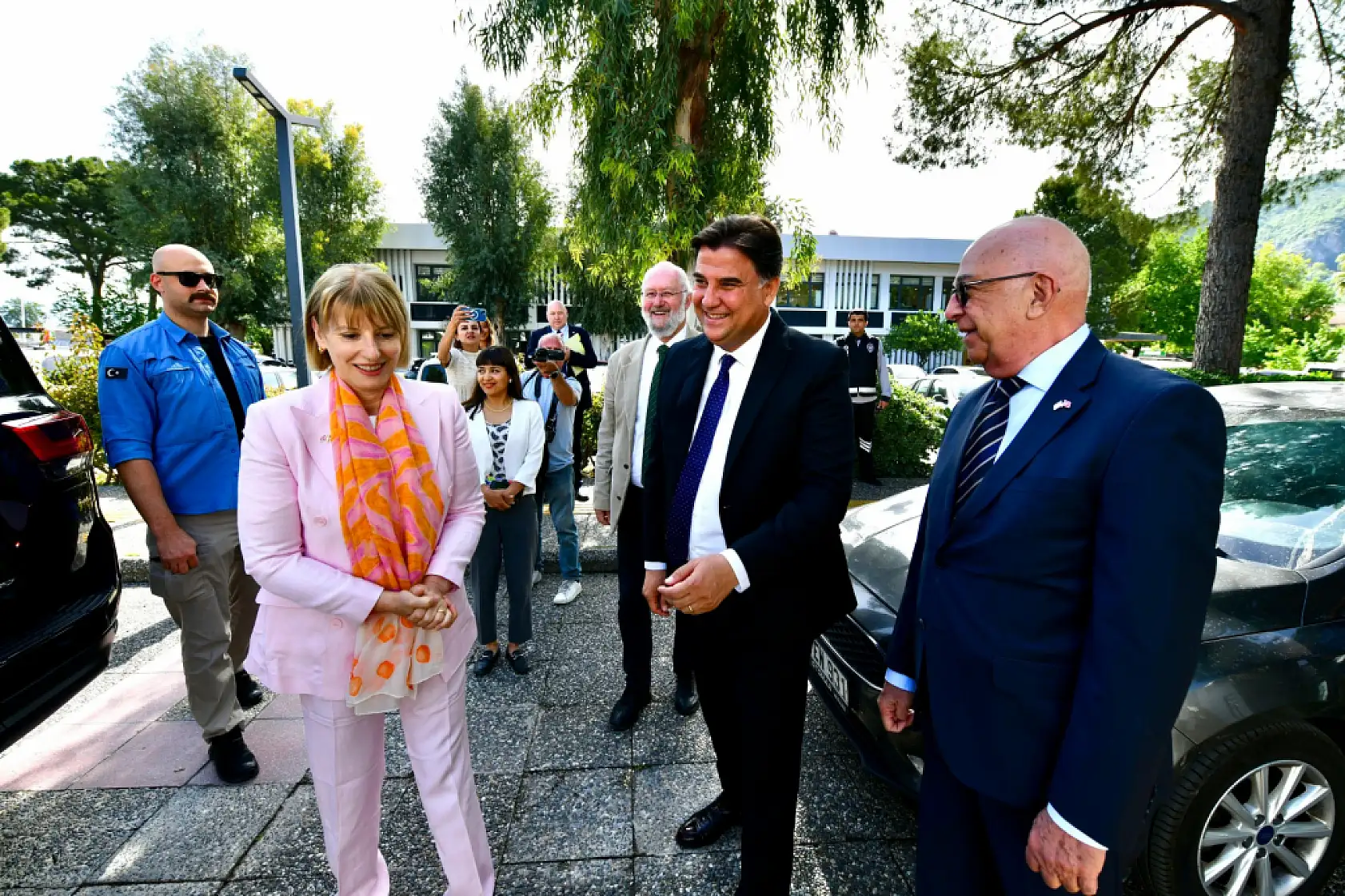 Birleşik Krallık Büyükelçisi Jill Morris'ten Başkan Karaca'ya Ziyaret