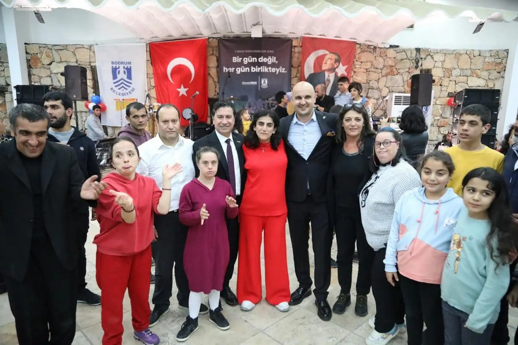 Özel Bireyler Gönüllerince Eğlendi