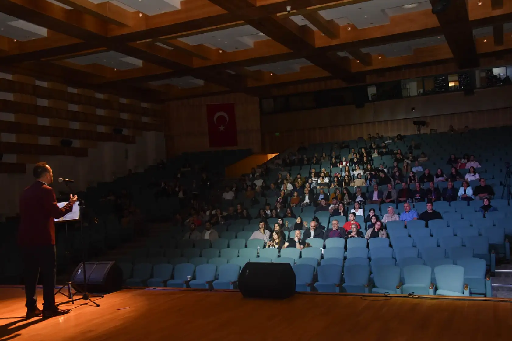 'Her Telden Her İlden' konser ekibi 4. kez MSKÜ'de dinleyicileriyle buluştu