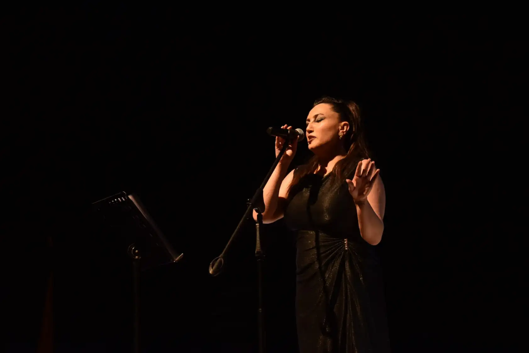 'Her Telden Her İlden' konser ekibi 4. kez MSKÜ'de dinleyicileriyle buluştu